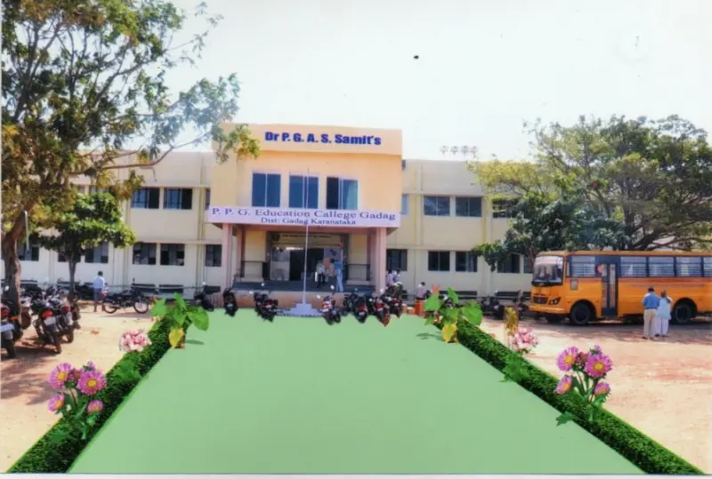 Pandit Panchaxara Gavaigalavar Arts and Commerce College Gadag